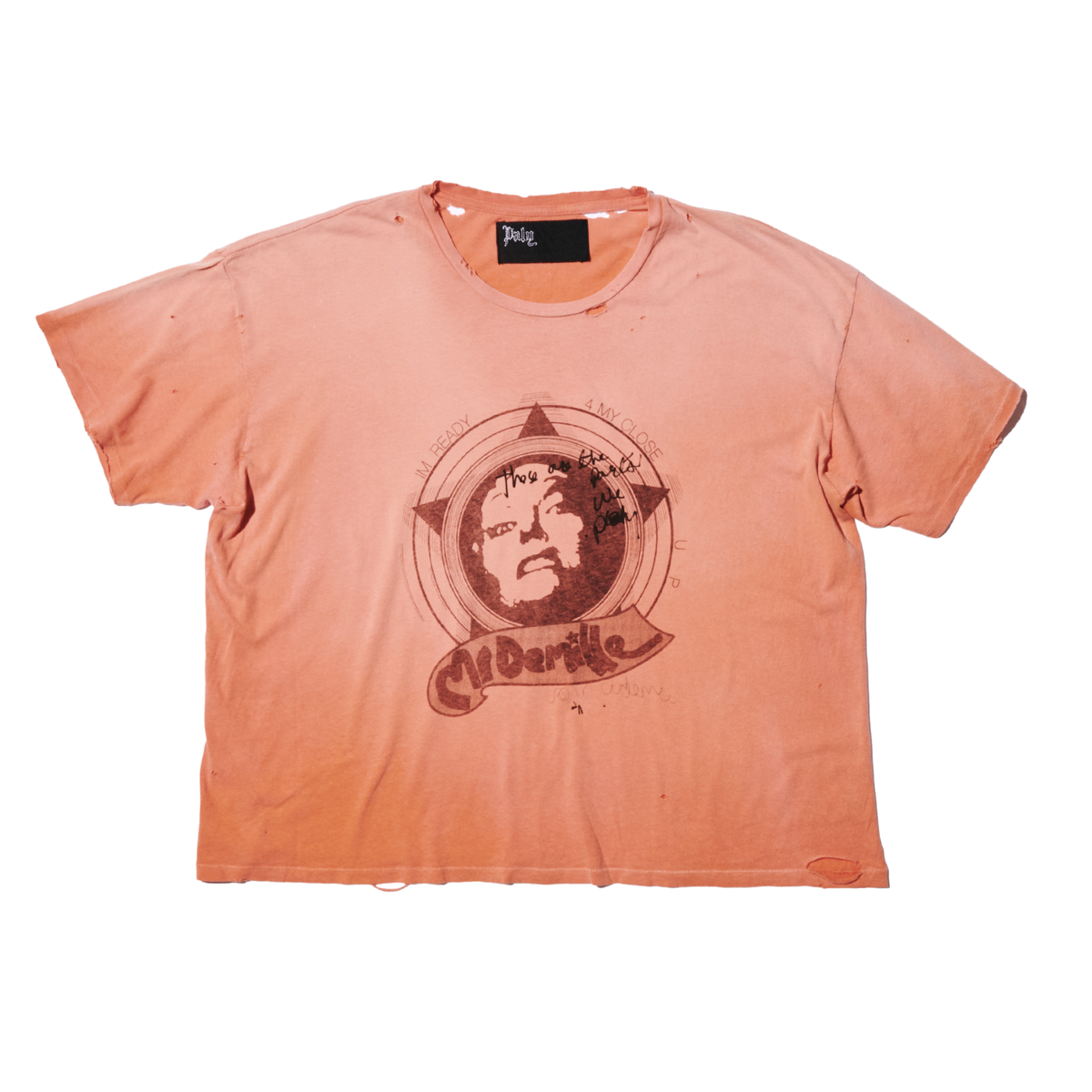 CLOSE UP TEE