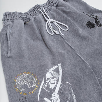 CARRYING THE MESSAGE SWEATSHORT