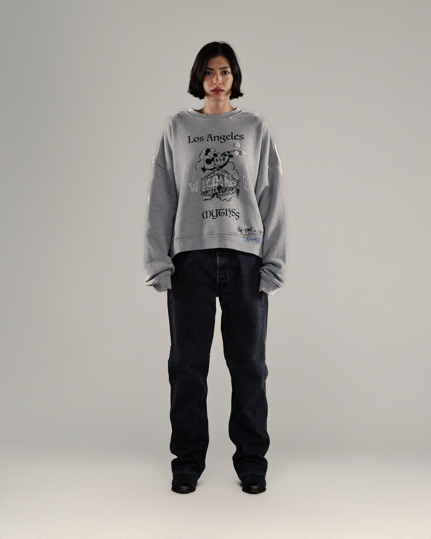 MYTHSS CREWNECK - Paly Hollywood
