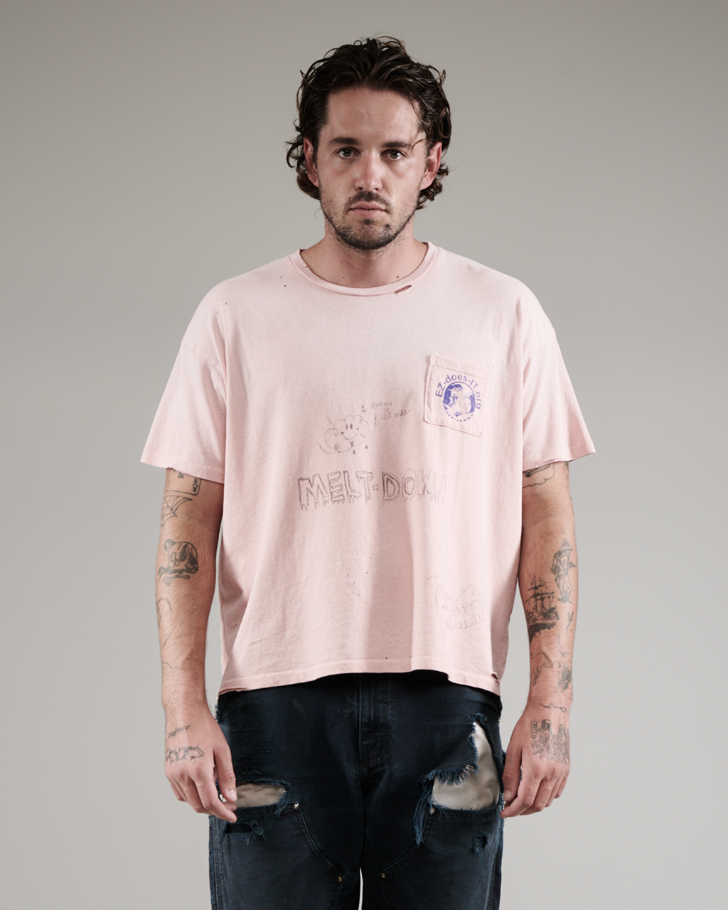 REHAB ROMANCE POCKET TEE